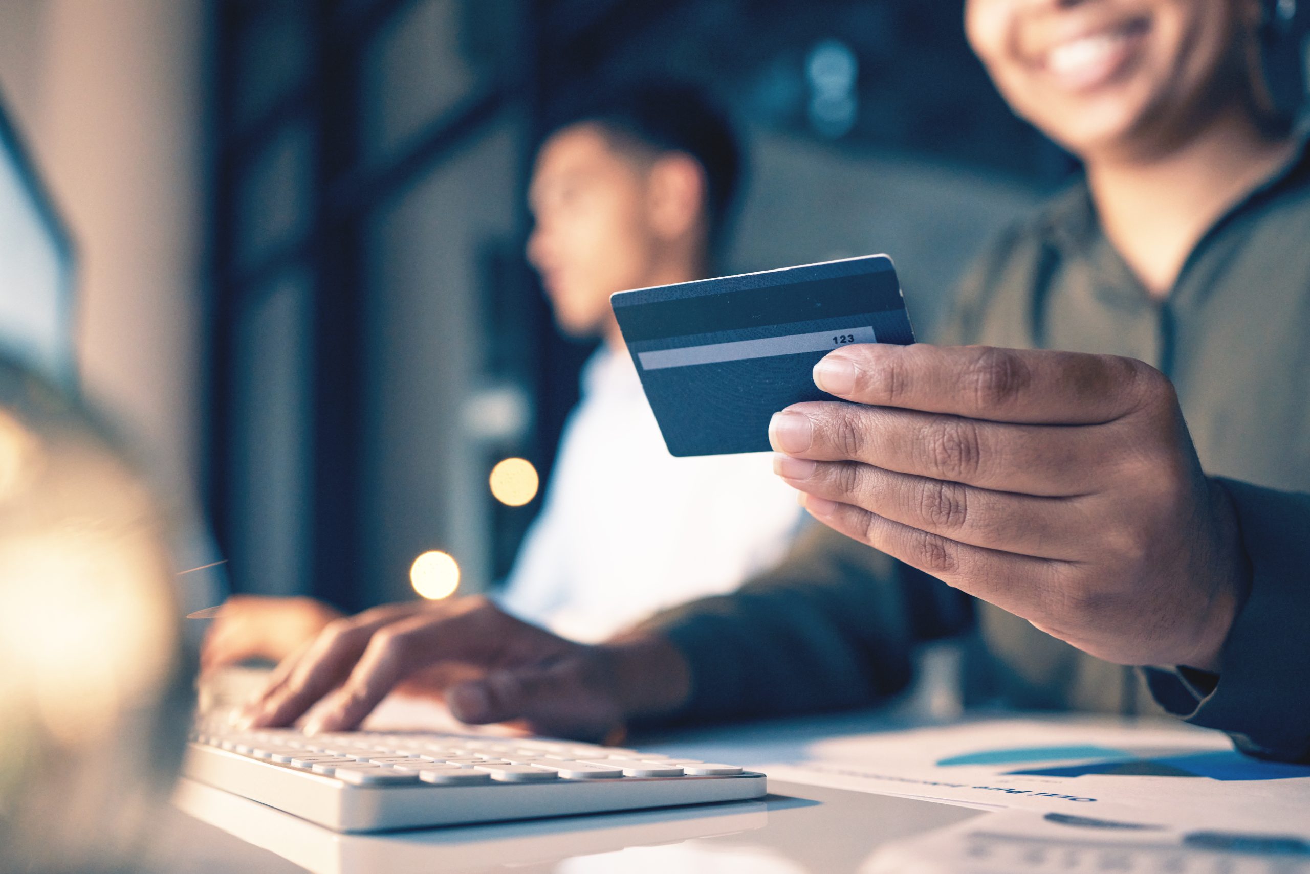 hands-computer-and-credit-card-for-ecommerce-onl-2026-03-25-07-05-58-utc